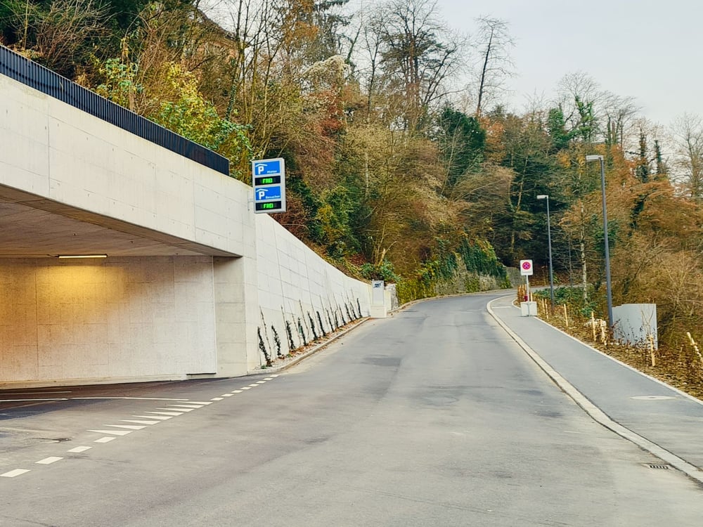 VHA Parkhaus Bäder Einfahrt